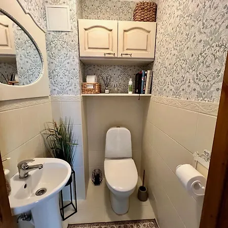 Private Family With Sauna, Hot Tub, Playground And Outside Lounge Area Parnu